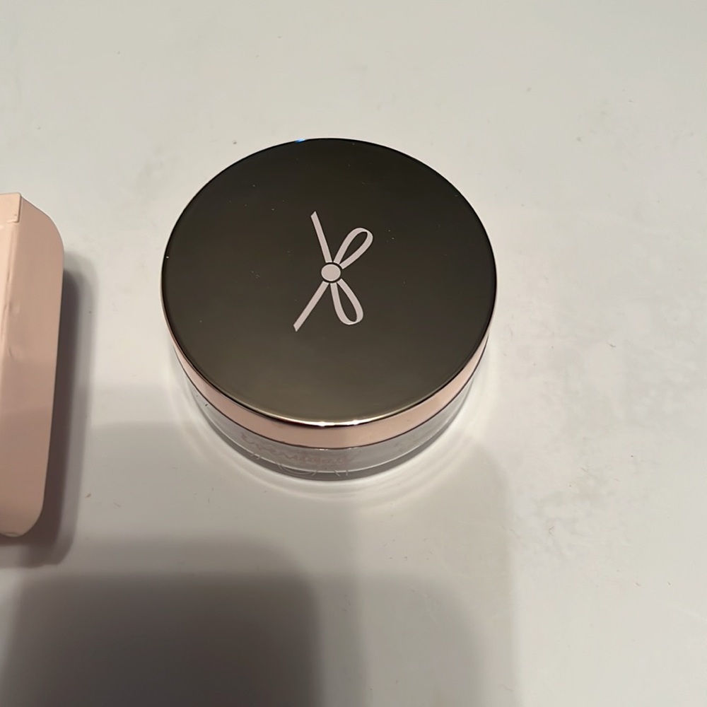 Ciate Setting Powder - Picture 3 of 3